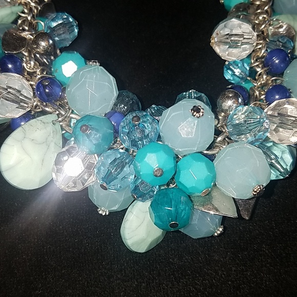 Brand new necklace with no tag - Picture 2 of 6